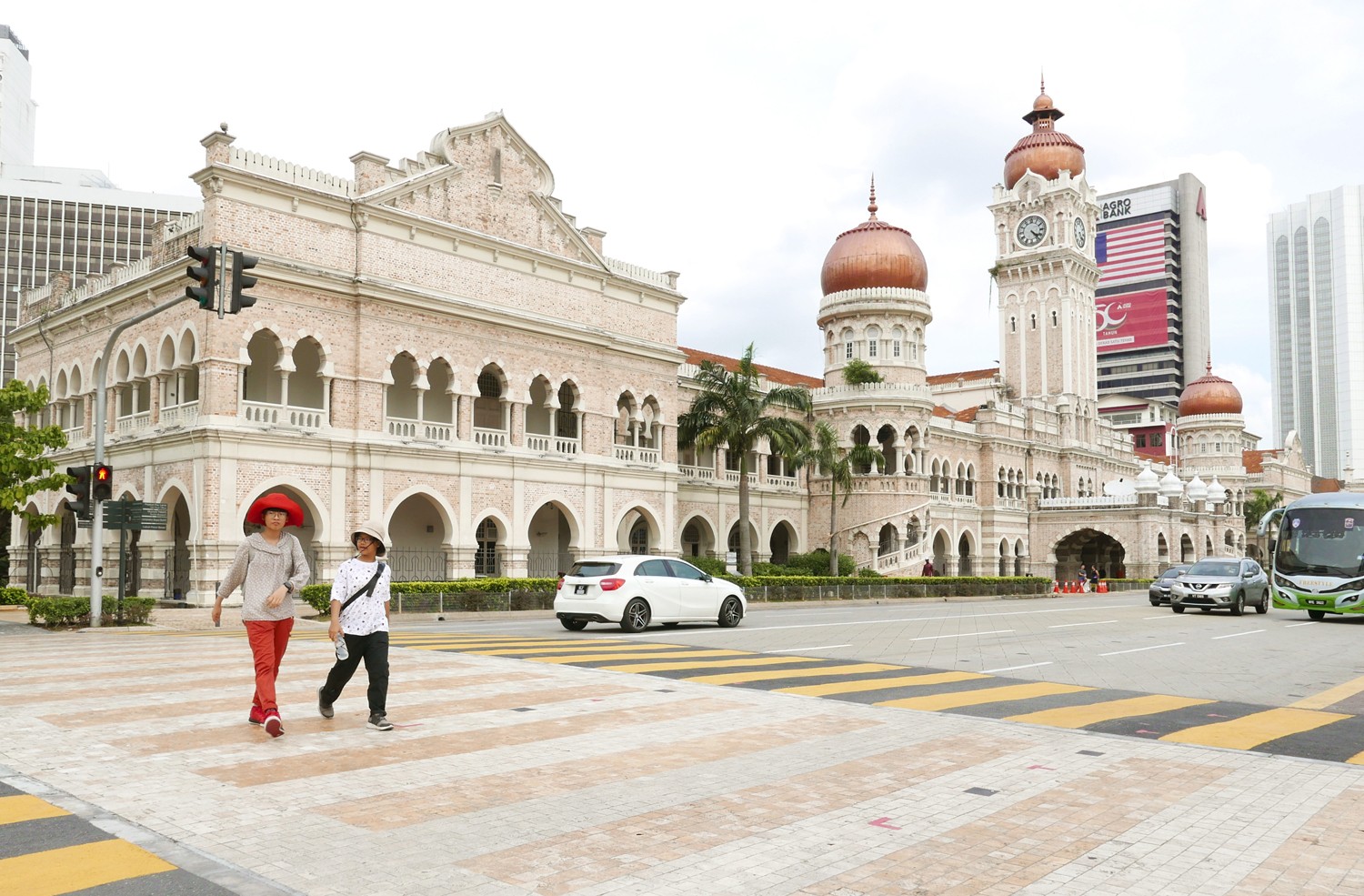 Khám Phá Quảng Trường Độc Lập Merdeka: Biểu Tượng Của Sự Tự Do Ở Kuala Lumpur